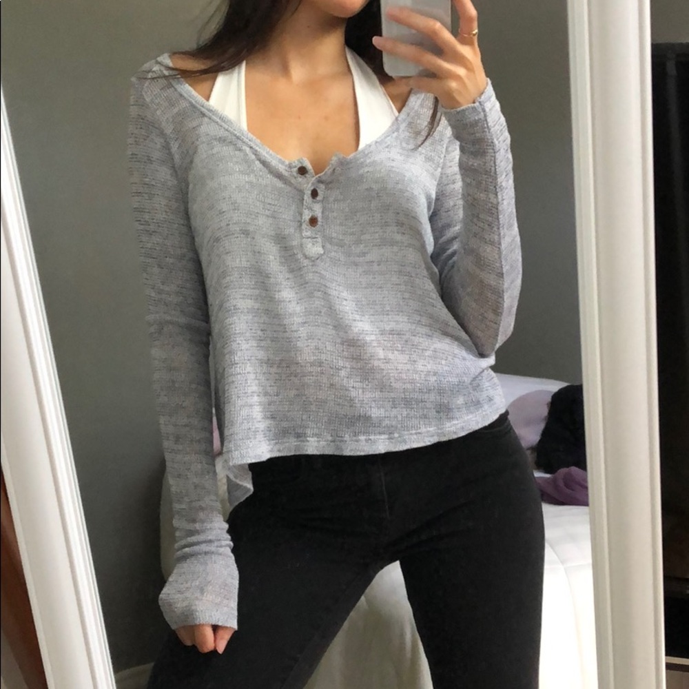 Long sleeve crop top